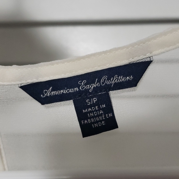 Crocheted Top - Picture 3 of 4